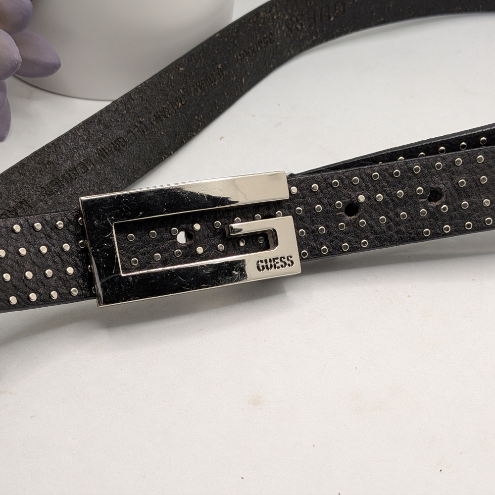 GUESS Women's Italian Full‎ Grain Leather Black Silver Studded Belt